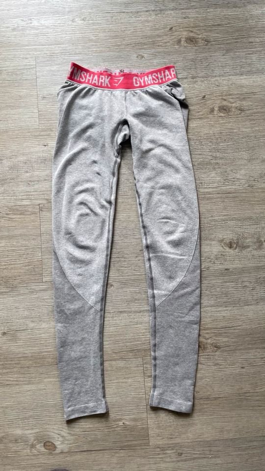 Grau-rosa Fitness Leggings von Gymshark